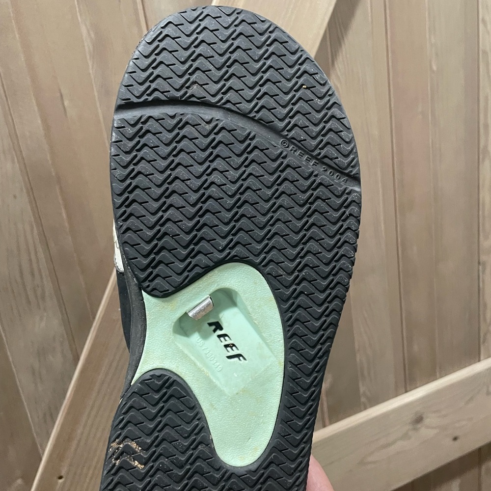 Reef flip flops